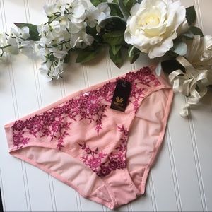 Wacoal Embrace Lace Bikini Panty Size Medium